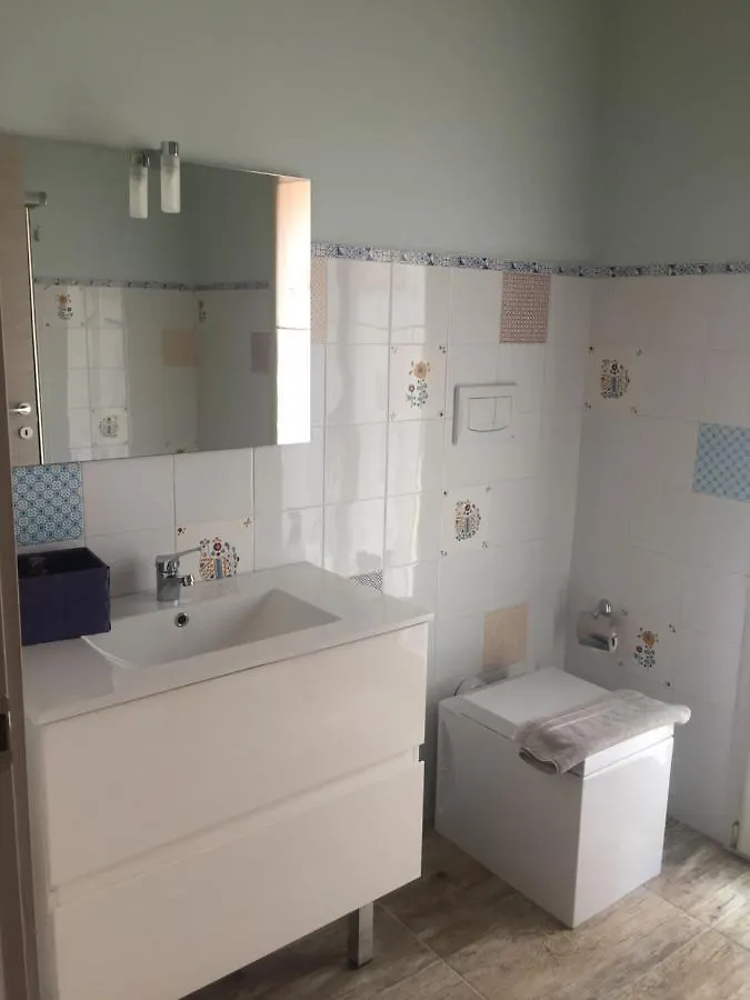 לינה וארוחת בוקר מונסרטו B&B Da Manu